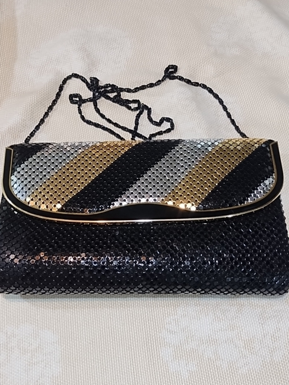 Y&S Original Black and Gold Sequin Crossbody Evening Bag EUC. Gorgeous.